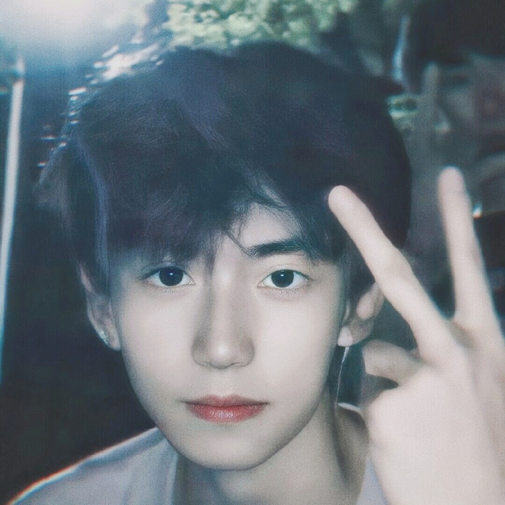 郭正鹏 by Hailuo AI Video Generator