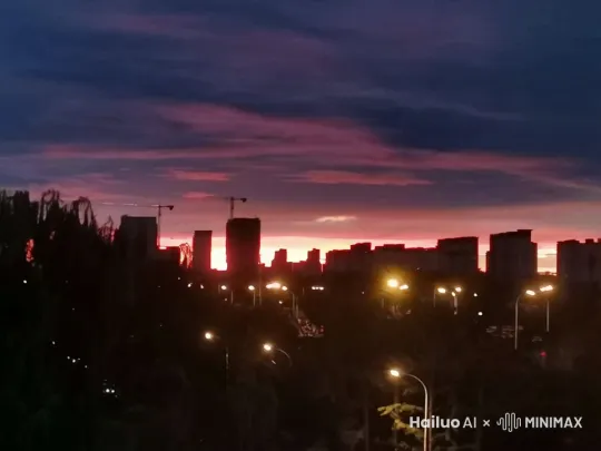镜头向前极速推移，在楼房之间穿梭，突然穿越到大海，一只小船在海面上划着。 by Hailuo AI Video Generator