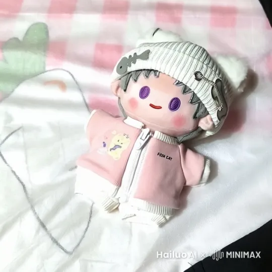 眨眼 by Hailuo AI Video Generator
