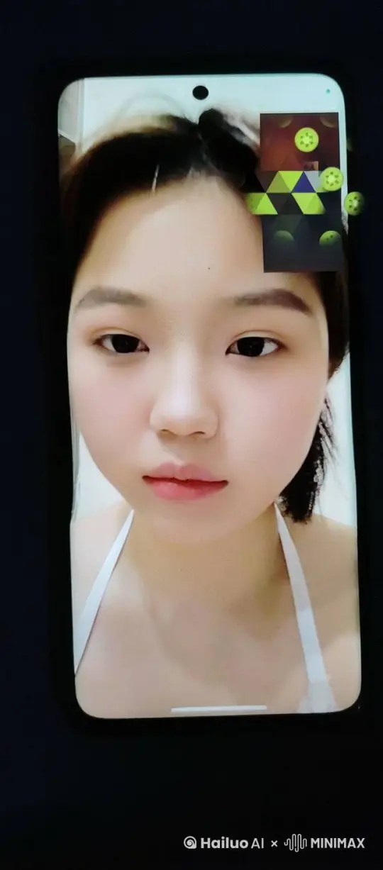 微微一笑很倾城，说我爱你，眼神含情脉脉看着我。 by Hailuo AI Video Generator