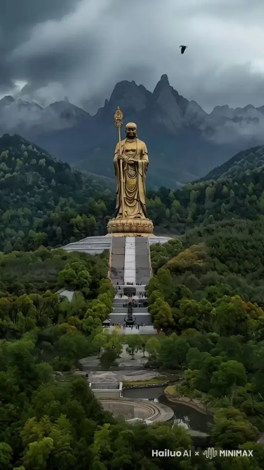 让图片手拿禅杖指天，电闪雷鸣 by Hailuo AI Video Generator
