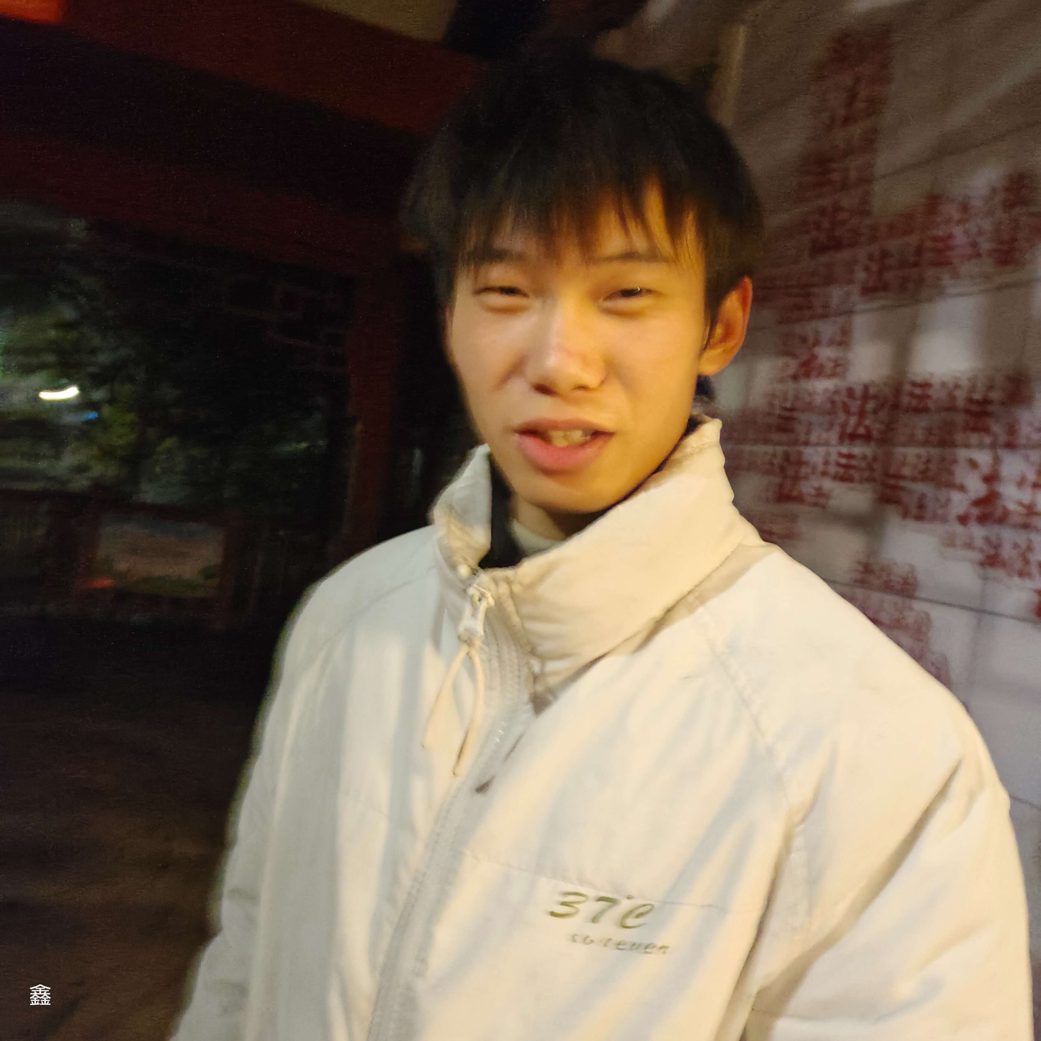 video original by Hailuo AI Video Generator