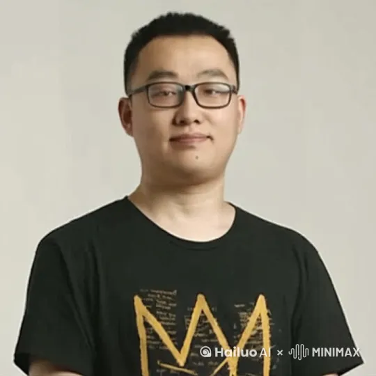 这个男人拿出一个手机在玩猫和老鼠，最后手机爆炸了 by Hailuo AI Video Generator