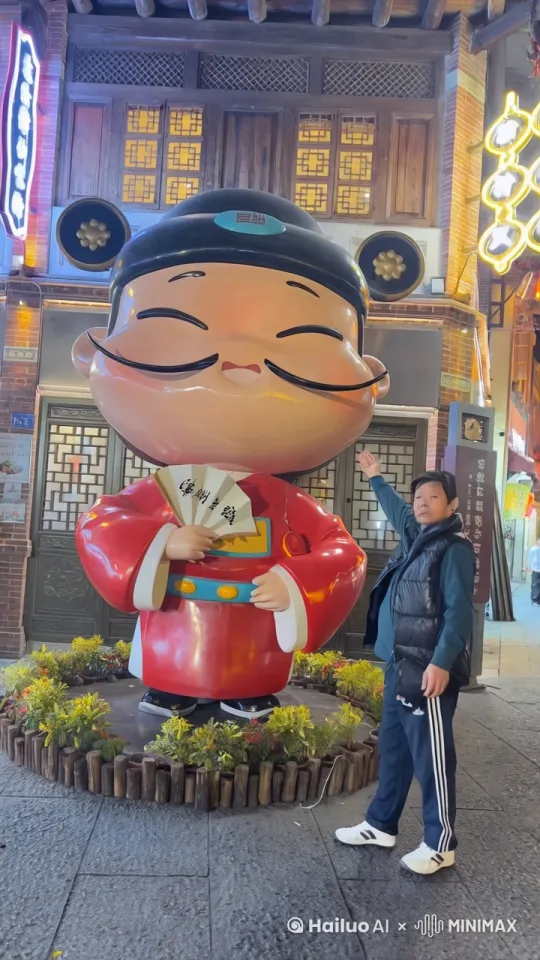 两个人史诗般的暴力打斗场面，镜头限随图片中的人拳打脚踢。快速暴力动作片，生死战，电影级，3d版围绕两个人拳打脚踢动作非常快速，打出幻影，打出烟雾，其中一个人跳到半空中像陀螺一样旋转旋风踢，尘土飞扬，3D围绕跟随人物打斗打出爆裂烟雾 by Hailuo AI Video Generator