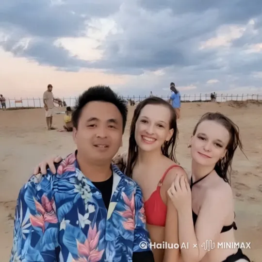 接着跳舞接着跳 by Hailuo AI Video Generator