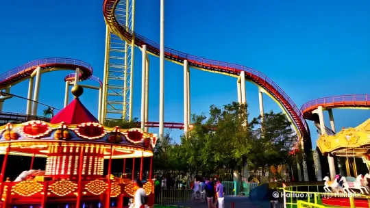 【欢乐无限，尽在转游乐场！】

🎢 惊险刺激的过山车，带你冲上云霄！  
🎠 梦幻旋转木马，唤醒童年的美好回忆！  
🎡 巨型摩天轮，俯瞰城市美景，浪漫满分！  
🎪 精彩表演、趣味游戏，全家共享欢乐时光！  

🌟 **转游乐场**，快乐不打烊！快来体验吧！  

#转游乐场 #欢乐无限 #全家出游 #冒险之旅 by Hailuo AI Video Generator