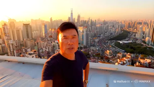 我们的眼界太小了，必然会影响我们自己的决策。既然只活一次，多走走、多看看体会这五彩缤纷的世界，也算是没白忙活一生。黎涛 by Hailuo AI Video Generator