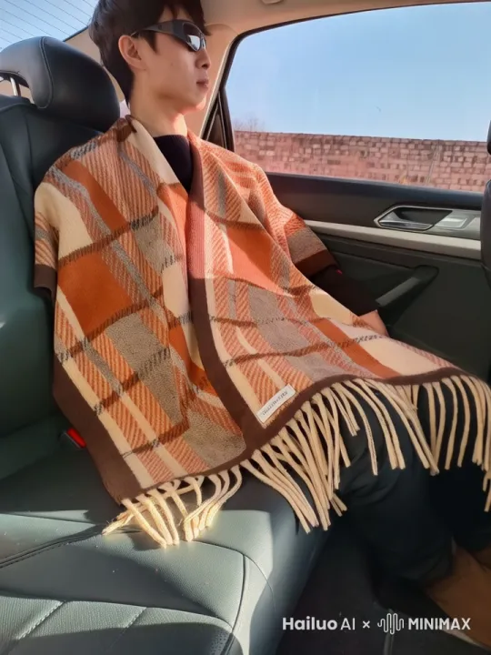 和女朋友坐在车上的景加上平行运镜镜头然后车里面面有一个可爱的狗狗 by Hailuo AI Video Generator