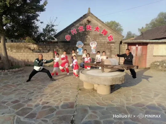 前面两个黑衣成年男子对打 by Hailuo AI Video Generator