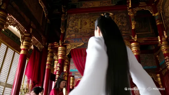 骆宁为太后挡了一刀,重伤。全家因她富贵荣华。伤及肺腑,迟迟不愈,她被送去南边温暖庄子上养病三年,回来时家里多了一位表妹。表妹住骆宁的院子,用她的月例与丫鬟。骆宁的父母、兄长疼她、小弟爱她,祖母赏识她;就连骆宁的竹马,也暗慕她,说她处处比骆宁优秀。太后原本要封赏骆宁一个县主,却因母亲从中作梗,县主落到了表妹头上。骆宁受不了,大吵大闹,他们却说她发了疯。害死了骆宁后,阖府松了口气,人人都觉甩脱负累。骆宁做十八年鬼,看着侯府一点点倒塌,辜负她的人都惨死,她重生了。她又活了。“大小姐,前面是城南三十里铺,您要下车歇息吗?”车夫问她。骆宁摇摇头:“不了,直接进城。”又道,“不回侯府,去趟安兴坊。”车夫不明所以,还是听话照做。跟骆宁回来的两个丫鬟,一个叫秋华的问:“大小姐,安兴坊是什么地方?”“是太后娘娘宫里的魏公公,他私宅地方。”骆宁说。秋华诧异:“您要去找魏公公?不先回家,拜见侯爷与夫人吗?”骆宁前世是直接回府。遭遇了一件事。也是她往后步步艰难的原因之一。不到一年,两名心腹丫鬟秋华、秋兰先后被害死,斩断了她的左膀右臂,她处境更难了。“不急。”骆宁说。安兴坊下了车,骆宁亲自敲门。魏公公今日休沐,在宅子里弄花拾草。听闻是骆宁,急急迎出来。骆宁挡那一刀时,魏公公也在太后身边,亲眼所见。“骆小姐。”他满脸堆笑,“听说您去养病,好了吗?”“已痊愈,多谢公公挂念。今日刚进城,想先去拜见太后娘娘,又怕宫门深……”“奴婢带您去。”魏公公热情说。骆宁顺利到了寿成宫,见到了太后崔氏。太后始终不忘旧情。“瞧着长高了些。养得不错,水灵俏丽,哀家欢喜。”太后一直拉着她的手。前世,骆宁回城后,屡次提出去见太后,她母亲不许。“你去太后跟前,不过是挟恩图报,会害死我们。”母亲如此道。太后托人问了几次,实在无法,才没了音讯。骆宁死后,太后在法华寺点了十五年的灯,求她投个好胎、富贵康健。收回心神,骆宁回握太后的手:“娘娘,民女一切都好。”“想要什么,都同哀家说。”“您手腕上这串佛珠,能否赏了民女?民女想借佛光与您的恩赏,谋求前路太平。”骆宁说。她不客气、不推辞,太后反而心头温暖。太后极力想替骆宁做点什么。她当即把常年戴在腕上的佛珠,褪下来送给骆宁。又闲话琐事。骆宁没有半分拘谨,言语爽利流畅,跟太后讲述南边庄子种种趣事。话语里甚至有些俏皮,逗得太后开怀。太后留她用了午膳。骆宁要回去。“刚入城门,尚未拜见祖母与双亲。改日再来叨扰太后娘娘。”她起身行礼。太后叫魏公公送。骆宁目的达成,把佛珠仔细收好,回了镇南侯府。侯府门口很宽敞,巍峨门楼,阔大丹墀,两只大狮子威武气派;朱红大门沉重高大,门钹锃亮金黄。——谁能想到,这里的主人,三年前还只是个正三品的武将?“镇南侯府”的门匾,是骆宁挨那一刀后,皇帝为了表示孝道、褒奖骆宁对太后的救命之恩,赏赐骆家的。宅子也是御赐的。这恢弘门匾,如此光洁,染了骆宁的血。“什么人?”门上小厮阻拦。车夫:“是大小姐回来了。”骆宁与魏公公乘坐一辆马车,两个丫鬟便坐在车外。丫鬟秋华对小厮说:“快下门槛,让大小姐的马车进去。”小厮复又关了门,进去通禀。魏公公见状,安慰骆宁:“许是还没接到信。”“是。”骆宁笑道,“劳烦公公也跟着我等一等。”“等一等,也无妨,奴婢今日是专程送大小姐回府的。”魏公公说。片刻后,出来一名管事。管事态度高高在上:“走西边角门,大门的门槛轻易不能下。”秋华一听就恼了:“大小姐回府,此乃大事,怎可走角门?”回来就走角门,自降身价。管事:“请大小姐见谅。这是规矩,侯府不同往时了。马车进门,都是走角门。”又道,“大小姐许久没回府,规矩往后就慢慢知道了。”秋兰气结。魏公公心头诧异,又很快明白过来。无非是“忘恩负义”、“过河拆桥”。魏公公从马车里出来:“请镇南侯出来,咱家有太后娘娘口谕。”管事不认识魏公公,但认得他身上这身一品太监服,吓得腿脚打哆嗦:“老公公,这、这……”“休得无礼,快去回禀!”故而,骆宁重生后回家,没有被迫从西南角门进去。她的祖母、父母与兄嫂,全部出来迎接了。表妹白慈容站在母亲身后,穿一件银红色斗篷,容貌绝俗、气质温雅,极其醒目。前世骆宁被阻拦门口,她的马车只得从角门进府,从此被府里一众下人看不起。一旦失了大小姐的威仪,往后的路是一步步往下,每个人都可以踩她一脚。今生,至少管事与下人们都清楚,大小姐不是任人凌辱的小可怜。想要欺负她去讨好表小姐,也要看看有没有活路。小鬼难缠,先解决此事。骆宁顺利进了镇南侯府,这个属于她的地方。魏公公闲话几句,回宫复命。祖母正院,父母兄嫂、两位婶母,弟妹、堂弟妹等人皆在,满屋子热闹。人人都在说笑。仿佛骆宁被小管事刁难、阻拦门外的事不曾发生。“阿宁的院子,收拾得怎样?”祖母有些疲乏,想要散了。母亲回答她:“蕙馥院早已收拾妥当。”在场众人,表情一敛。骆宁离家前,侯府就赏赐了下来。 by Hailuo AI Video Generator