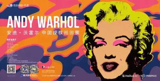 金色头发的女孩梦露拿起可口可乐喝了一口，镜头拉伸出来变成半身肖像 by Hailuo AI Video Generator