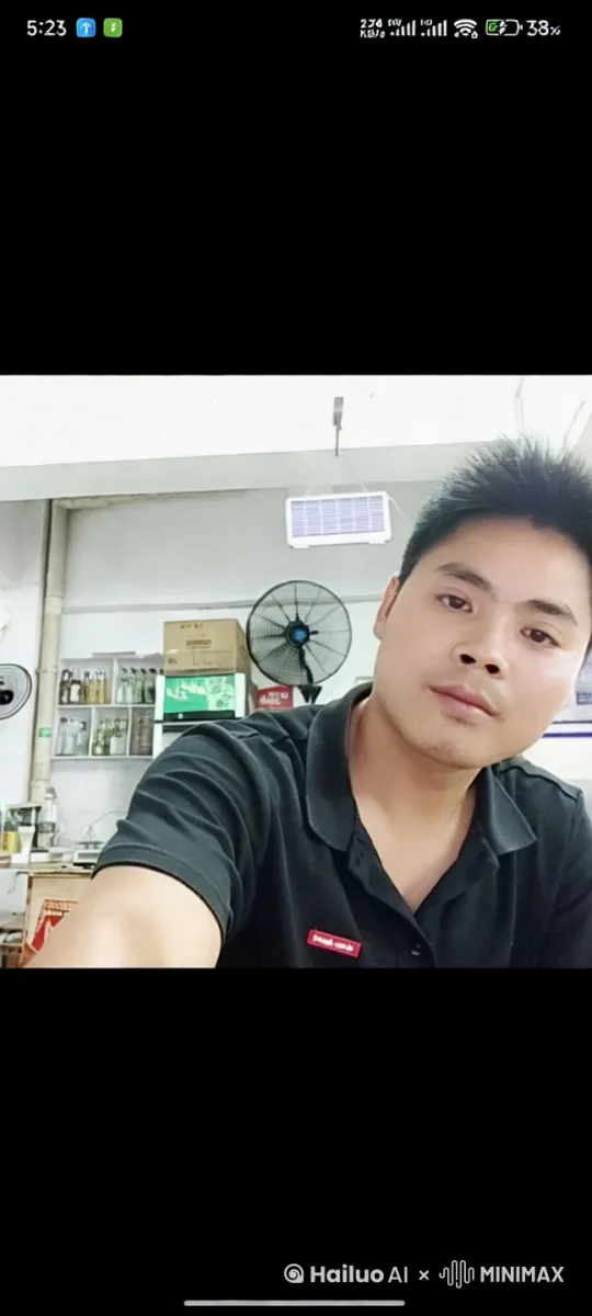 让他变成癞皮狗 by Hailuo AI Video Generator