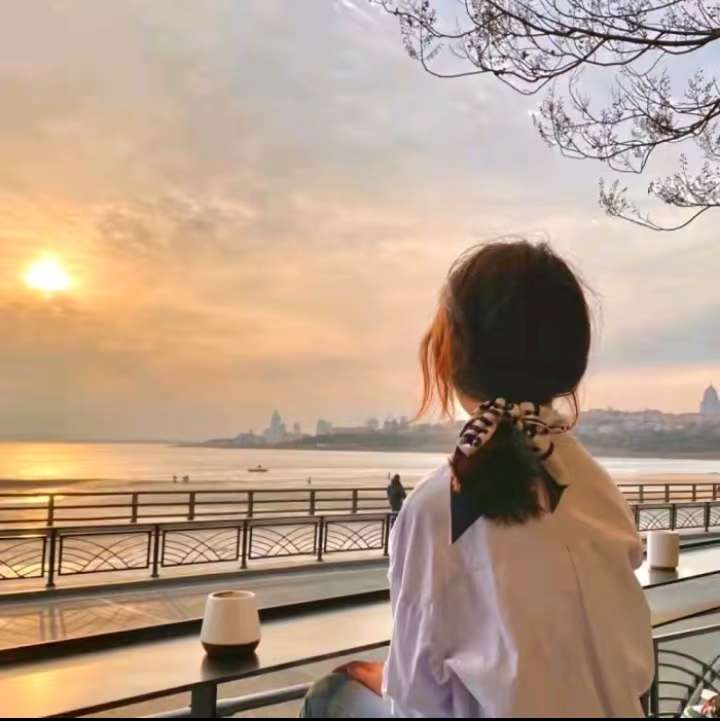 video original by Hailuo AI Video Generator