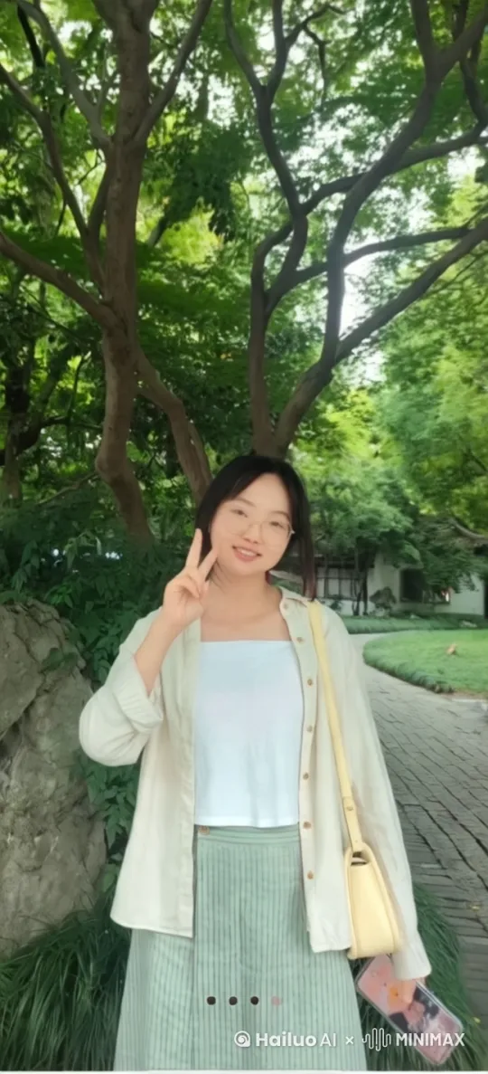 脱下她的外套之后里面穿的是一条白色小吊带 by Hailuo AI Video Generator