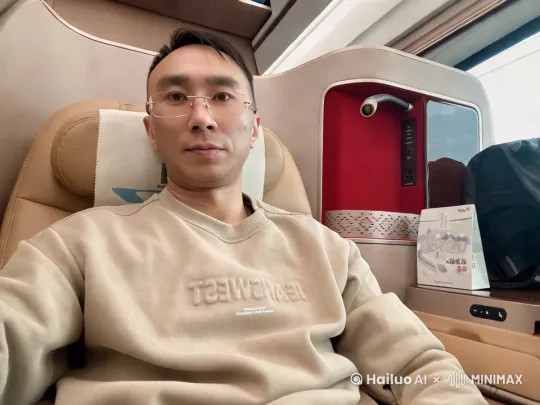 修一身正气撑天地，留三分匪气镇小人，养七分侠骨行天下，带三分痞性戏红尘，存半点猖狂傲侯王，去满腔赤胆照日月，藏半点愚拙避祸害，留一缕锋芒斩奸尔，固一方棱角守初心 by Hailuo AI Video Generator