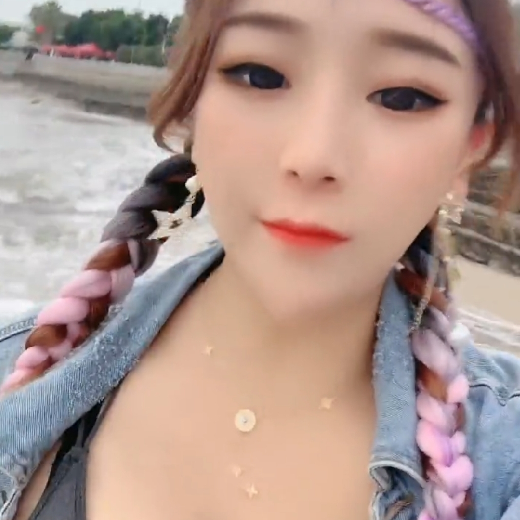 太忙了 by Hailuo AI Video Generator