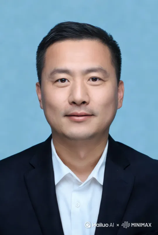 让这个人戴着圣诞帽和墨镜，唱一首周杰伦的双截棍 by Hailuo AI Video Generator