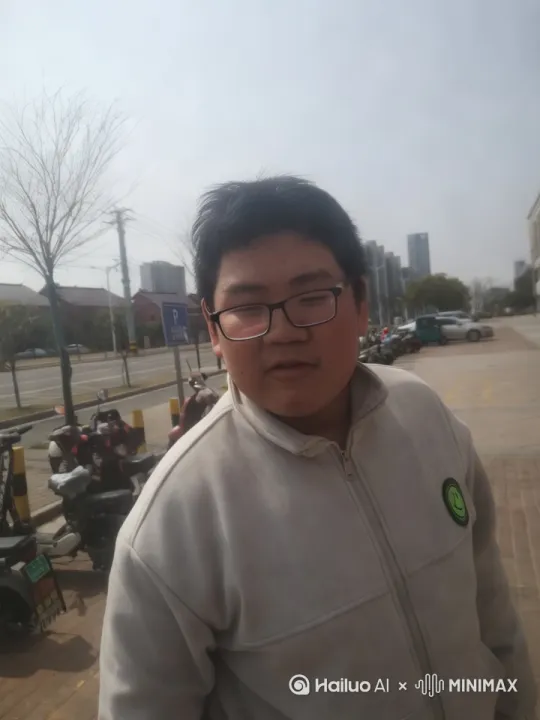 让他学会跳舞，舞蹈是性感的舞蹈 by Hailuo AI Video Generator