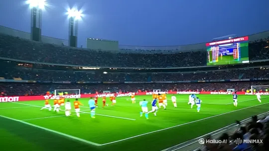 🔥 **今日竞彩焦点战推荐** ⚽  

**【亚洲世预赛】**  
✅ **日本VS巴林**：主队日本实力碾压，首回合5-0横扫！让2.5球深盘下，**让胜**稳如泰山，比分3-0/4-0可搏！  
✅ **韩国VS阿曼**：太极虎主场火力全开，首回合3-1占优！让1.75球下推荐**让胜/让平**，半全场“胜胜”，总进球2-3球！  
⚠️ **中国VS沙特**：国足客场压力大，沙特主场强势，**沙特胜**概率更高，谨慎观望！  

**【欧洲赛事】**  
⚡ **奥地利VS塞尔维亚**：塞尔维亚锋线犀利，客胜可期！  
⚡ **希腊VS苏格兰**：防平局，希腊主场防守稳健！  

🎯 **投注策略**：  
- 混合过关：日本让胜+韩国让平+塞尔维亚胜（3串1，高回报！）  
- 比分单关：日本3-0（赔率8.0+）  

💡 **提示**：理性投注，关注临场阵容！速查体彩官网确认最终赛程！ by Hailuo AI Video Generator