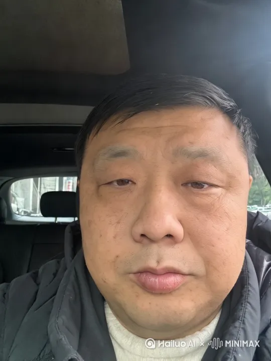 奔波中的我 by Hailuo AI Video Generator