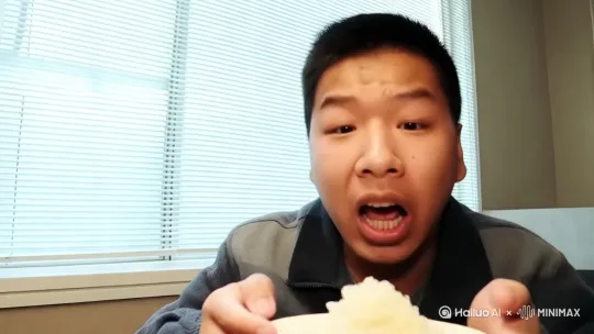 嘴里吐出来一碗饭 by Hailuo AI Video Generator