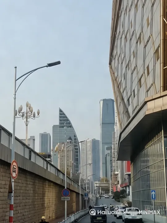 [推进,上升] by Hailuo AI Video Generator