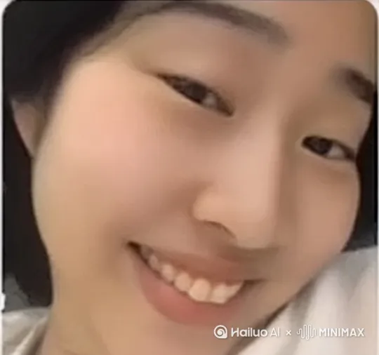 眨眼 by Hailuo AI Video Generator