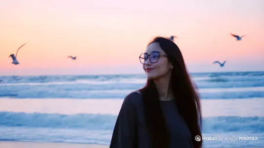 海滩，女孩一个人徜徉，海洋深处有海浪滚动，海鸥在自由飞翔。 by Hailuo AI Video Generator