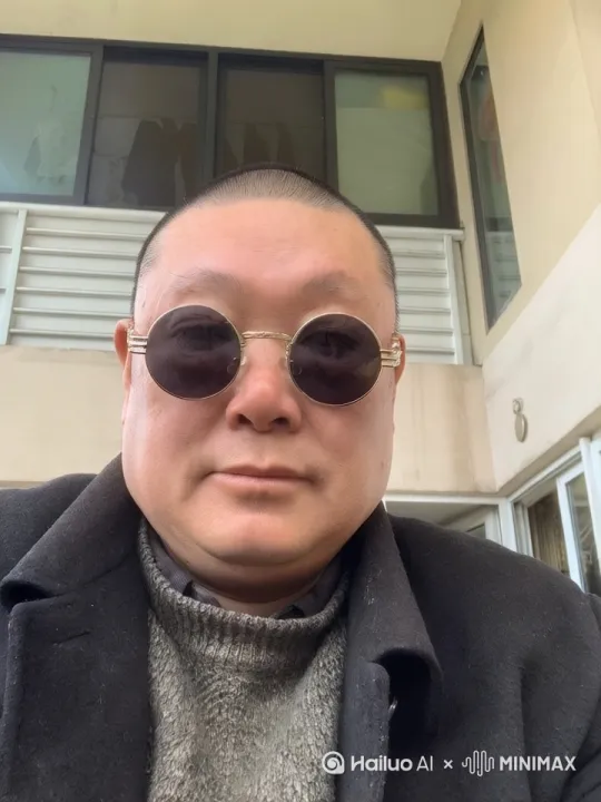 民国时代，特工人员。 by Hailuo AI Video Generator