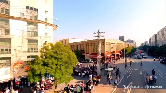 饭店选址的风水要求在中国传统文化中占有重要地位，以下是一些常见的风水讲究：

1. **地理位置**：
   - **人气旺盛**：选择人流量大的地方，如商业区、步行街、购物中心附近等。人气旺盛的地方有助于吸引顾客，提升财运。
   - **交通便利**：交通便利的地方更容易吸引顾客，尤其是靠近地铁站、公交站或停车场的地方。

2. **朝向**：
   - **坐北朝南**：传统上认为坐北朝南的方位最佳，因为这样可以获得充足的阳光和良好的通风。
   - **避免正对路口**：饭店大门不宜正对路口或丁字路口，因为这样的位置在风水中被认为是“煞气”较重的地方。

3. **环境**：
   - **避免阴气重的地方**：如医院、殡仪馆、墓地等附近，这些地方被认为阴气较重，不利于财运。
   - **避免高压线、变电站**：这些设施在风水中被认为会产生不良的磁场，影响财运和健康。

4. **建筑形状**：
   - **方正为宜**：建筑形状以方正为宜，避免奇形怪状或不规则形状，因为后者在风水中被认为不利于聚财。

5. **内部布局**：
   - **收银台位置**：收银台宜设置在财位，通常是进门对角线的位置，这样有助于聚财。
   - **厨房位置**：厨房不宜设在饭店的中央或正对大门，因为火气过重会影响财运和顾客的健康。
   - **卫生间位置**：卫生间不宜设在财位或正对大门，以免影响财运和顾客的舒适度。

6. **风水摆设**：
   - **招财摆件**：可以在饭店内摆放一些招财的摆件，如貔貅、金蟾、财神像等，以增强财运。
   - **植物**：适当摆放一些绿色植物，不仅可以美化环境，还能增加生气，提升财运。

7. **其他**：
   - **避开反弓路**：饭店不宜设在道路的反弓处，因为这样的位置在风水中被认为容易流失财运。
   - **避开天桥下**：天桥下通常被认为是“煞气”较重的地方，不利于财运和健康。

这些风水讲究在现代社会中虽然不完全科学，但在选择饭店位置时，仍可以作为参考因素之一，结合实际情况进行综合考虑。 by Hailuo AI Video Generator