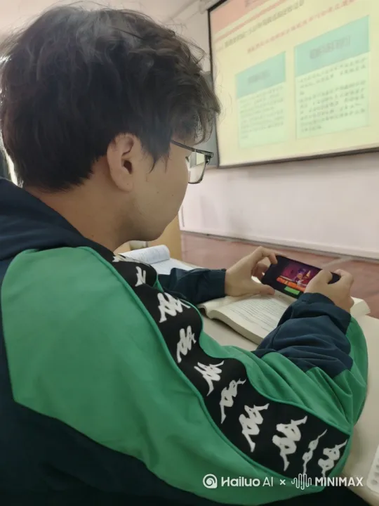 中图片中的这个人突然跳起来把周围的东西全拆了，把黑板上的大屏幕也给拆了。最后面腾云而去。 by Hailuo AI Video Generator