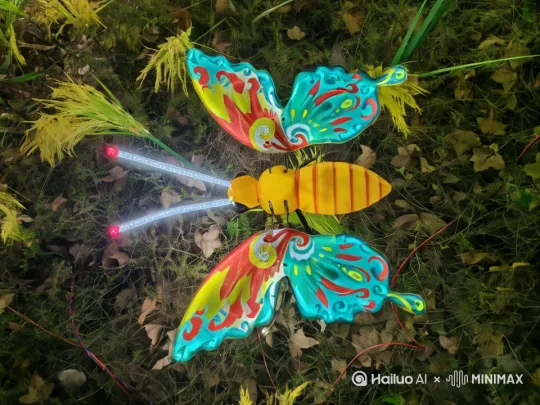 让蝴蝶动起来 by Hailuo AI Video Generator