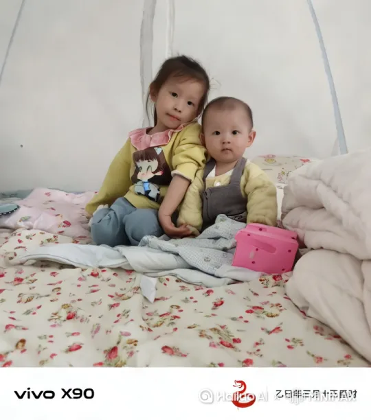制制作姐姐带妹妹玩闹视频 by Hailuo AI Video Generator