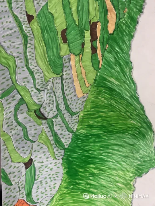 [推进]镜头缓慢推进。这片地形起伏变化显著。远处有连绵的山脉，中景有有郁郁葱葱的绿色植被，绿色的梯田。树木和植物被风吹过微微晃动。这场景宛如真实拍摄的风光照片，自然光线、细节丰富、逼真写实，是从人的视角拍摄的大全景。 by Hailuo AI Video Generator