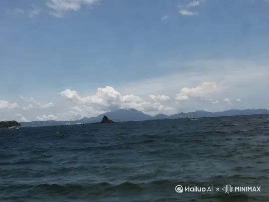 巨浪打过来，把石头给冲垮 by Hailuo AI Video Generator