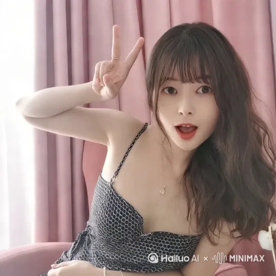 美女跳舞 by Hailuo AI Video Generator