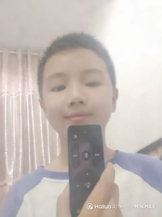 吃摇控器 by Hailuo AI Video Generator