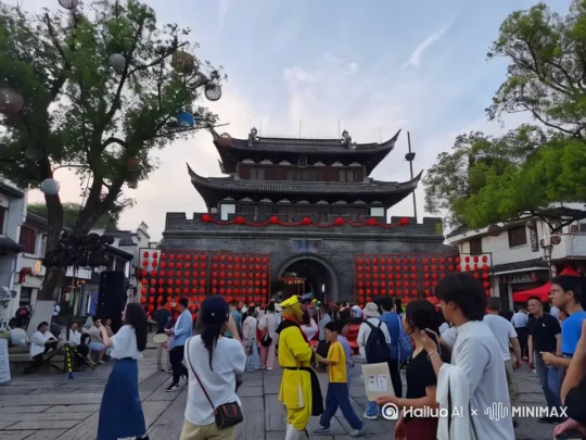 /人在景区走动 by Hailuo AI Video Generator