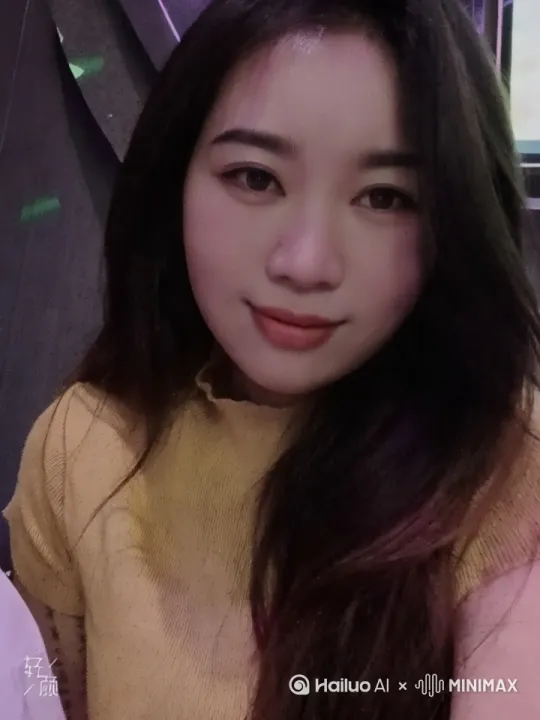一个人淋雨也浪漫，一个人吹风也清醒 by Hailuo AI Video Generator