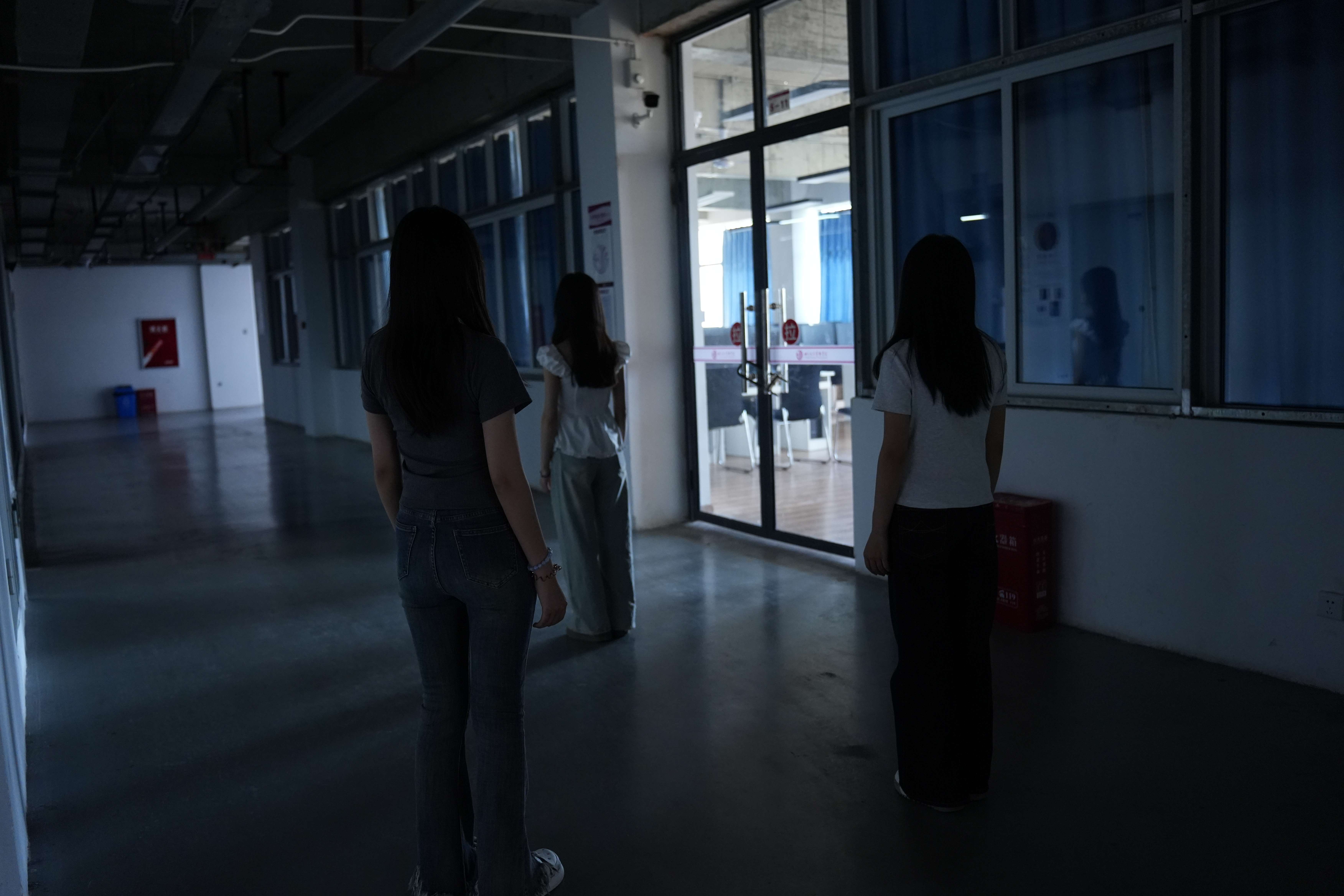 video original by Hailuo AI Video Generator