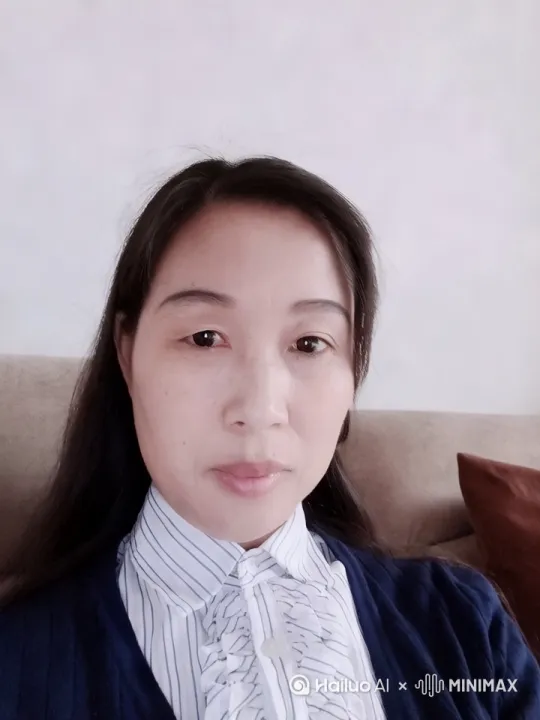 午制作一幅精美的相片，围着很多小动物，小白兔和小狗小猫 by Hailuo AI Video Generator