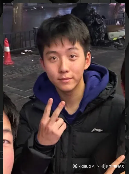图片中的男人脱下上衣，露出装饰的身材与另一个壮实的帅哥顶胸肌 by Hailuo AI Video Generator