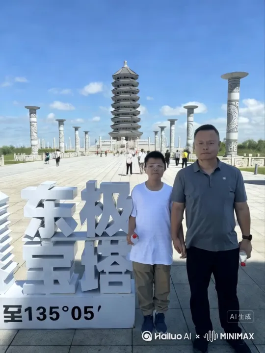 这后面的塔被炸碎了，这两个人也被炸飞了 by Hailuo AI Video Generator