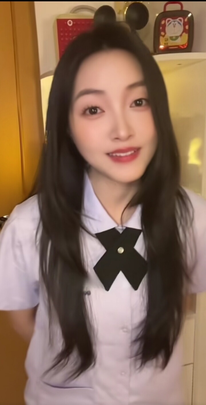 video original by Hailuo AI Video Generator