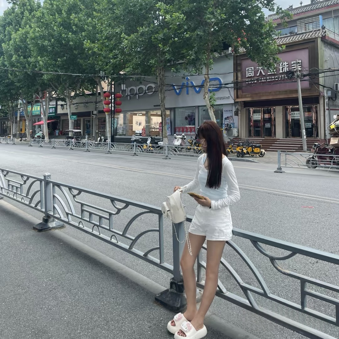 video original by Hailuo AI Video Generator