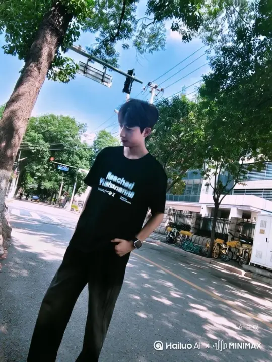 帮我生成一个视频：让图片中的场景动起来，人物变成无数灰色沙尘消失在视频中，向右吹走（沙城数量只在人物中慢慢涌现，然后消失）   原比例。模型  高画质[右移,左摇,跟随] by Hailuo AI Video Generator