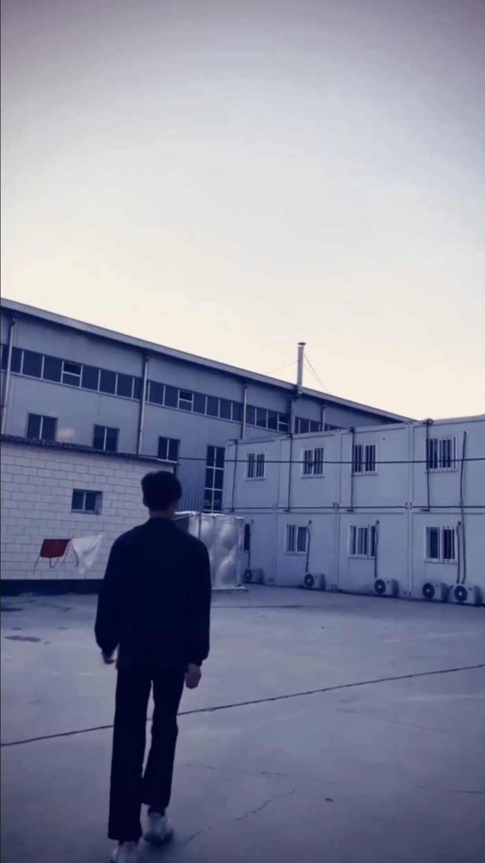 video original by Hailuo AI Video Generator