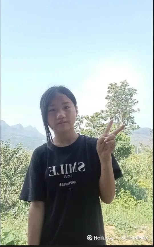 帮我生帮我生成一个视频：让图片中的场景动起来。人物变成无数玫瑰花瓣消失在视频中，问右吹走，（玫瑰花瓣数量只[右移,左摇,跟随]的人物漫漫中涌出，然后消失）原比例。模型高品质 by Hailuo AI Video Generator