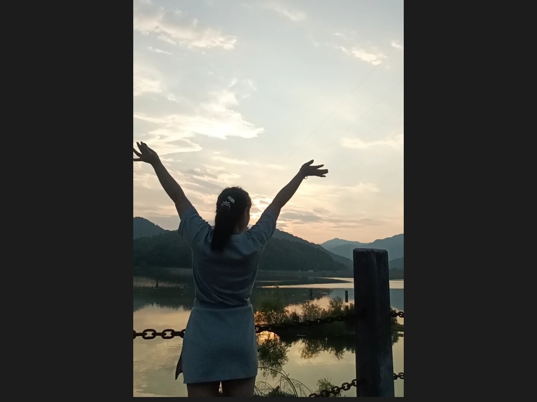 video original by Hailuo AI Video Generator