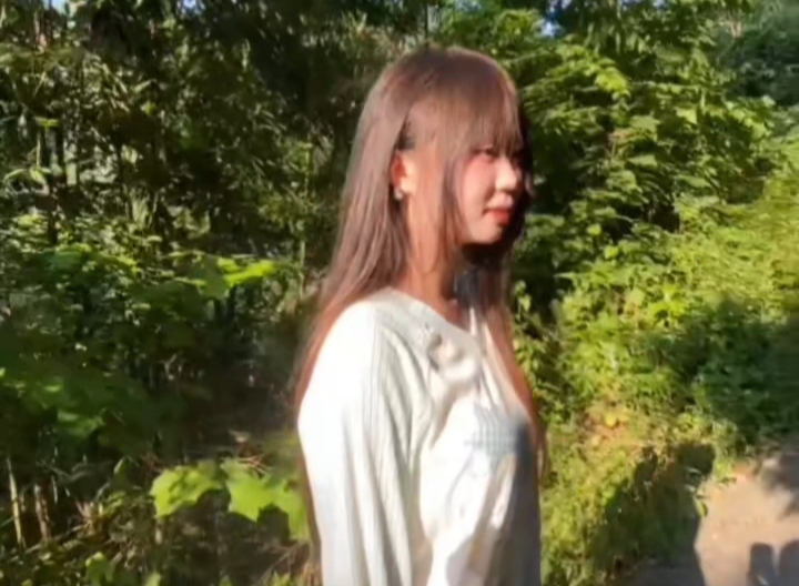 video original by Hailuo AI Video Generator